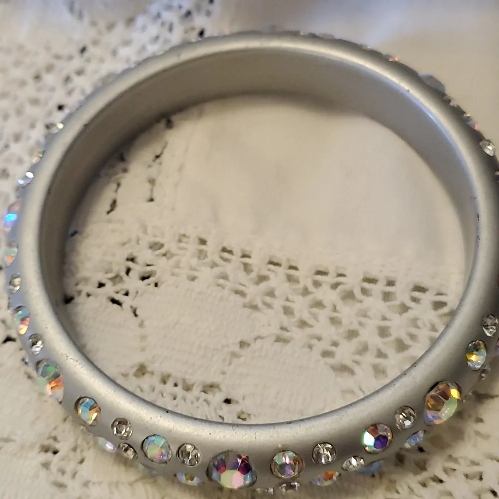 Irridescent Rhinestone Bangle